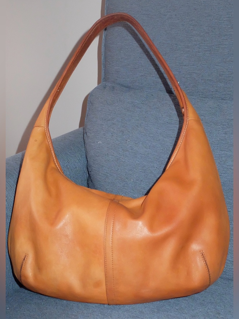 Authentic Vintage Coach Ergo Hobo Bag – Style 9227 – British Tan